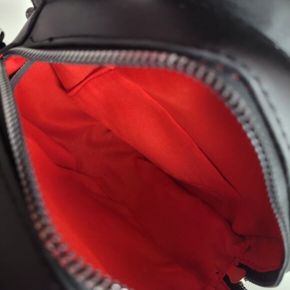 Hot Topic Emily the Strange Cameo Crossbody Black Cat Bag Gothic - Picture 8 of 10